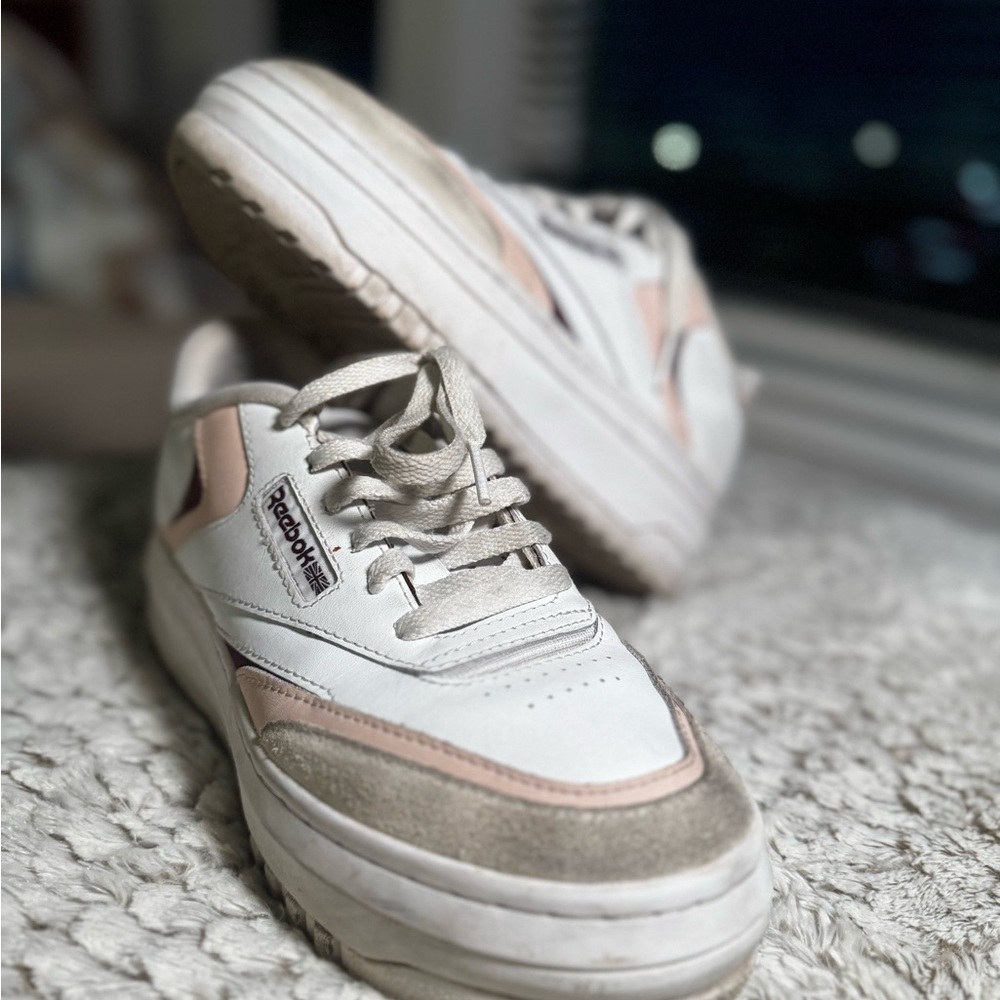 Reebok White and Pink Platform Casual Sneakers Size 7.5 Womens